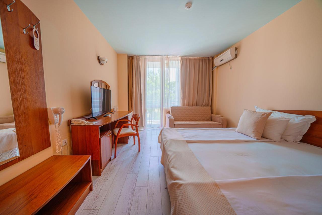 Perla Plaza Hotel Primorsko Exterior photo