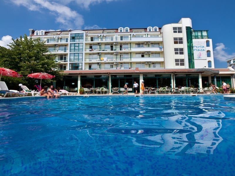Perla Plaza Hotel Primorsko Exterior photo