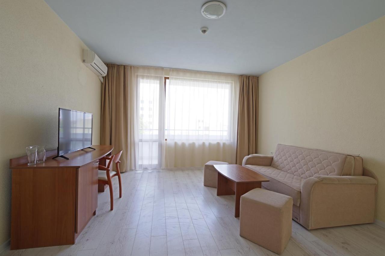 Perla Plaza Hotel Primorsko Exterior photo