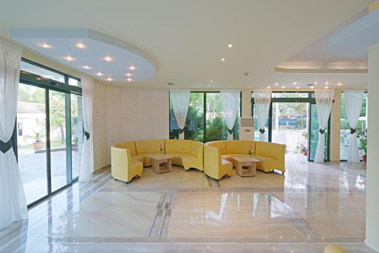 Perla Plaza Hotel Primorsko Exterior photo