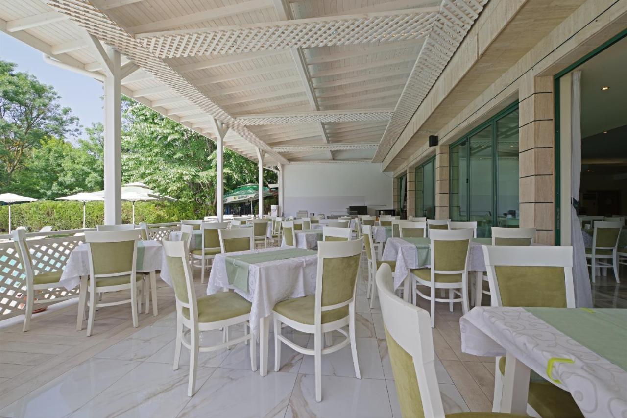 Perla Plaza Hotel Primorsko Exterior photo