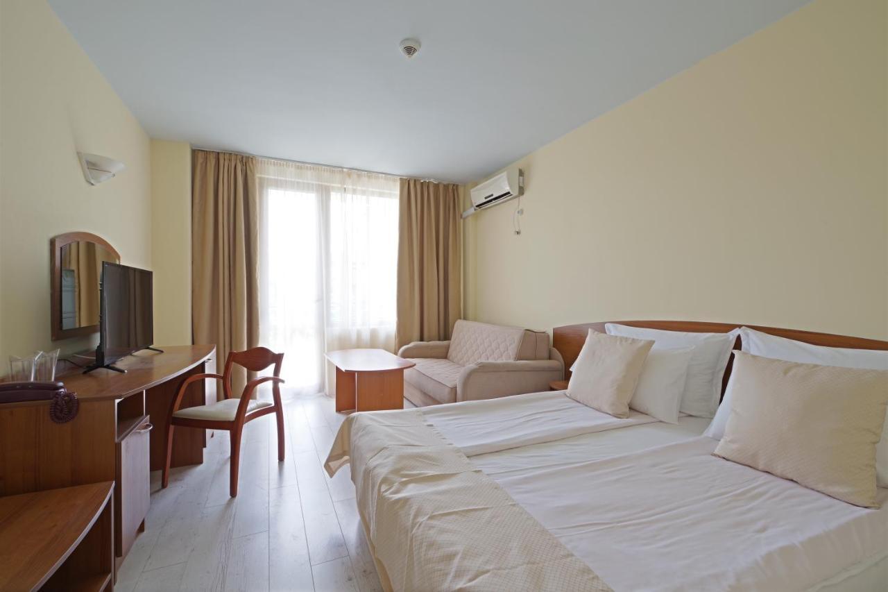 Perla Plaza Hotel Primorsko Exterior photo